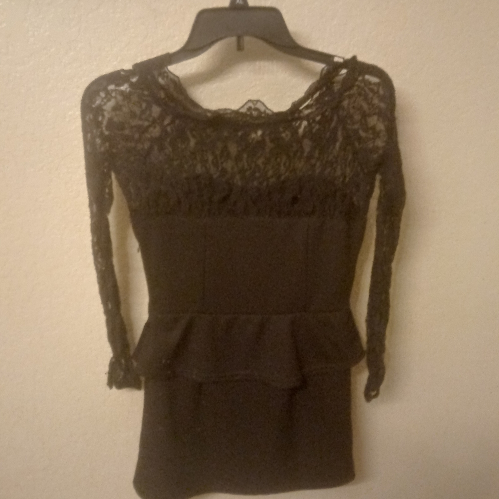 Dress - Picture 3 of 3